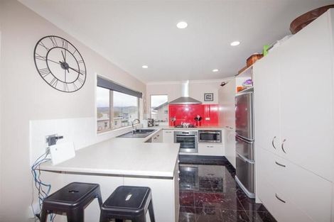 Photo of property in 50 Erlestoke Crescent, Churton Park, Wellington, 6037