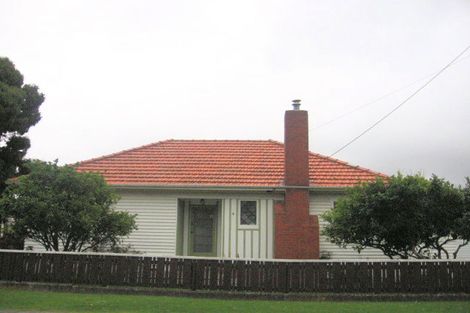 Photo of property in 4 York Street, Moera, Lower Hutt, 5010