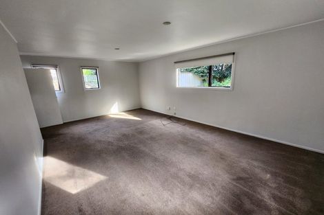 Photo of property in 105 Tidal Road, Mangere, Auckland, 2022