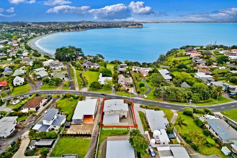 Photo of property in 2/19 Tindalls Bay Road, Tindalls Beach, Whangaparaoa, 0930