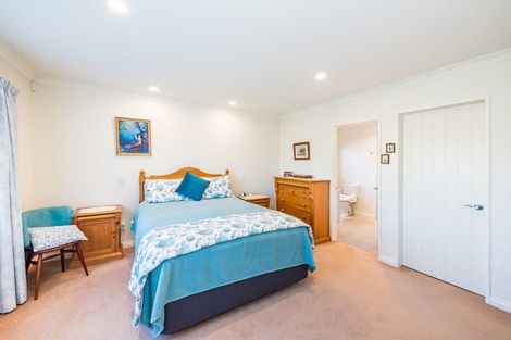 Photo of property in 27 San Priamo Place, Paraparaumu Beach, Paraparaumu, 5032