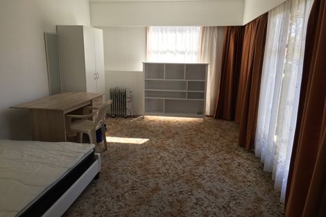 Photo of property in 27 Maidstone Road, Ilam, Christchurch, 8041