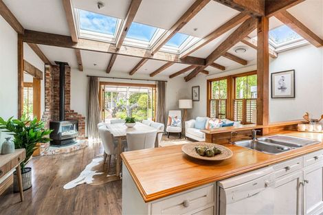 Photo of property in 3 Turnbull Road, Narrow Neck, Auckland, 0624