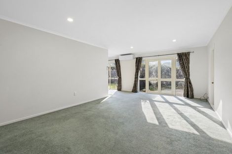 Photo of property in 38 Bouverie Crescent, Flagstaff, Hamilton, 3210