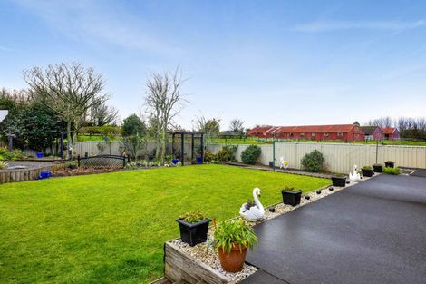 Photo of property in 104 Pembroke Road, Pembroke, Stratford, 4332