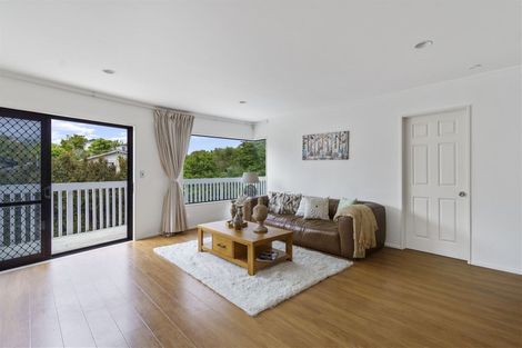 Photo of property in 14 Mccahill Views, Botany Downs, Auckland, 2010