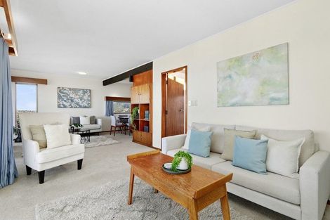 Photo of property in 5 Mataroa Avenue, Northland, Wellington, 6012