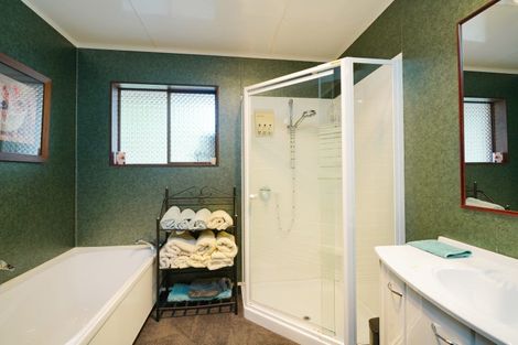 Photo of property in 29 Awarua Road, Otatara, Invercargill, 9879