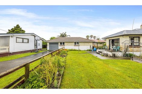 Photo of property in 135 Old Wairoa Road, Papakura, 2110