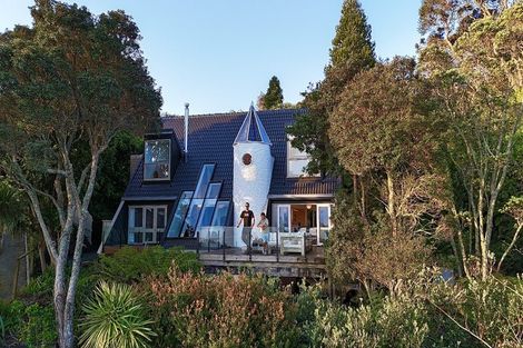 Photo of property in 67 Rosecamp Road, Beach Haven, Auckland, 0626