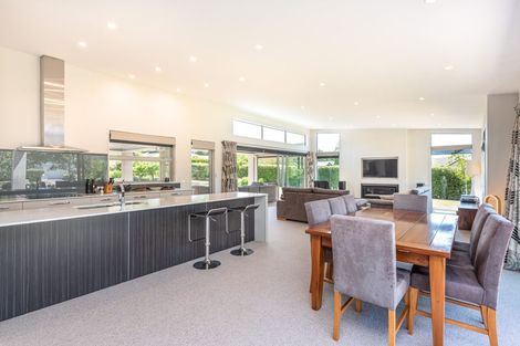 Photo of property in 47 Oakgrove Drive, Rangiora, 7400