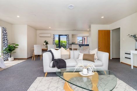 Photo of property in 1/27 Cardigan Bay Place, Addington, Christchurch, 8024