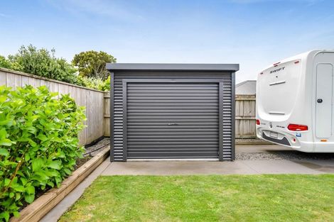 Photo of property in 15 Keene Drive, Bell Block, New Plymouth, 4312