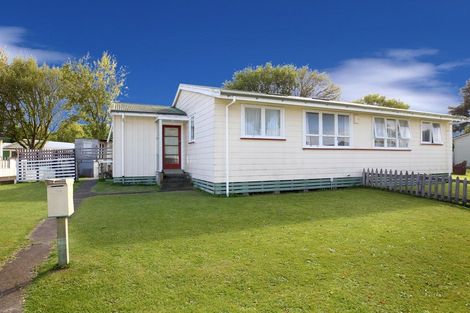 Photo of property in 711 Kiwi Street, Camberley, Hastings, 4120