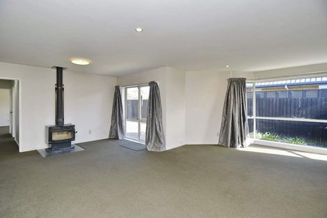 Photo of property in 39 Welsford Street, Woodend, 7610