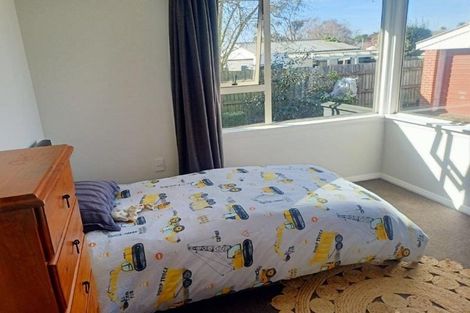 Photo of property in 11 Kendal Avenue, Burnside, Christchurch, 8053