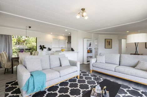 Photo of property in 1 Pamir Place, Welcome Bay, Tauranga, 3112