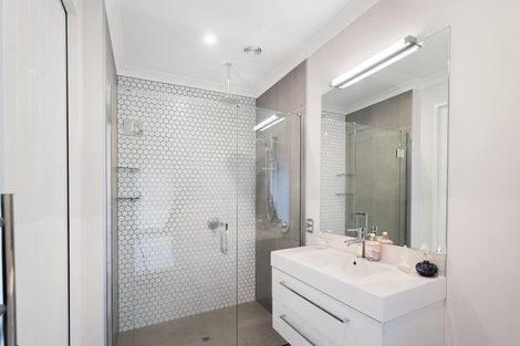 Photo of property in 18 Pistacia Place, Hornby, Christchurch, 8025