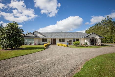 Photo of property in 29 Ngahere Park Road, Turitea, Palmerston North, 4472