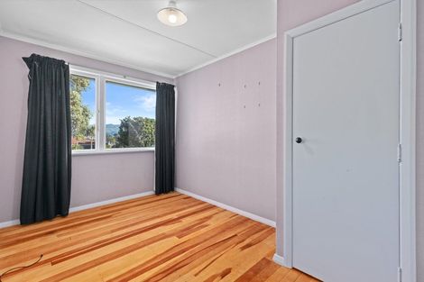 Photo of property in 64 Astrolabe Street, Cannons Creek, Porirua, 5024