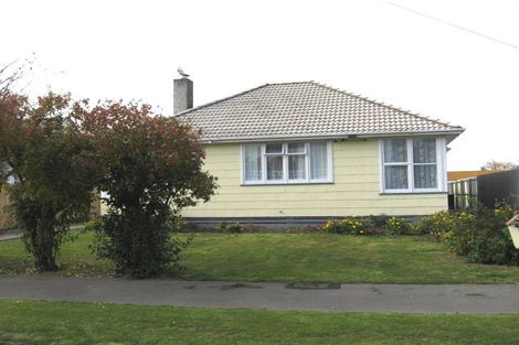 Photo of property in 6 Oakland Street, Northcote, Christchurch, 8052