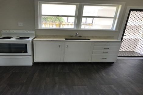 Photo of property in 2/35 Kings Road, Panmure, Auckland, 1072