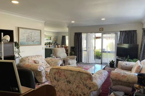 Photo of property in 65 Leighton Avenue, Waiwhetu, Lower Hutt, 5010