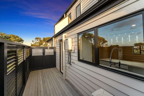 Photo of property in 2/273 Mount Albert Road, Wesley, Auckland, 1041