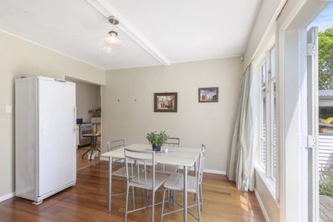 Photo of property in 5 Woodvale Grove, Fairfield, Lower Hutt, 5011