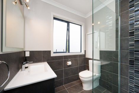 Photo of property in 18 Oak Crescent, Ashhurst, 4810