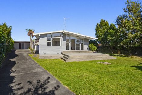Photo of property in 32 Sylvan Avenue, Waikanae, 5036