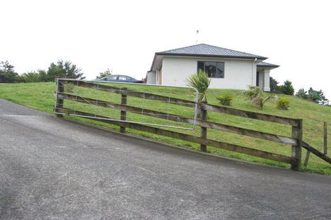 Photo of property in 461 Ponga Road, Opaheke, Papakura, 2584