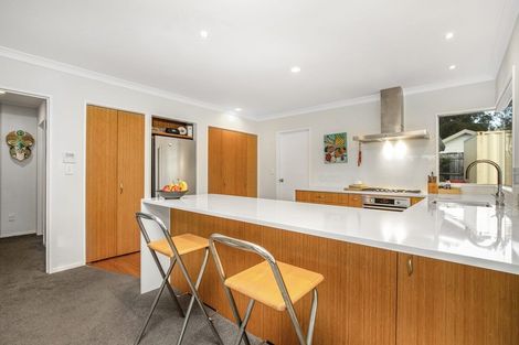 Photo of property in 10 Greta Place, Stanmore Bay, Whangaparaoa, 0932