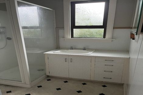 Photo of property in 7 Price Street, Westown, New Plymouth, 4310