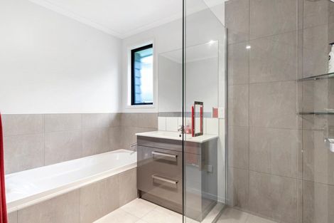 Photo of property in 70 Risinghurst Terrace, Lower Shotover, Queenstown, 9304