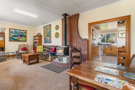 Photo of property in 11 Carters Line, Parkvale, Carterton, 5792