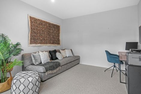 Photo of property in 15 Lynette Place, Pauanui, 3579