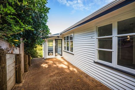 Photo of property in 20 Rawhiti Road, Pukerua Bay, Porirua, 5026