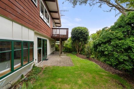 Photo of property in 6 Dorset Way, Wilton, Wellington, 6012