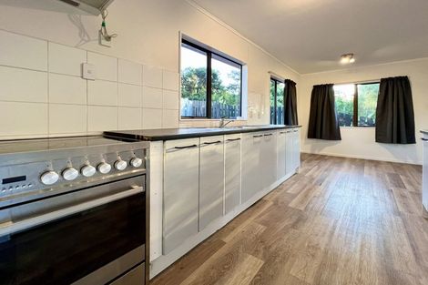 Photo of property in 324 Kaipara Coast Highway, Helensville, Kaukapakapa, 0871