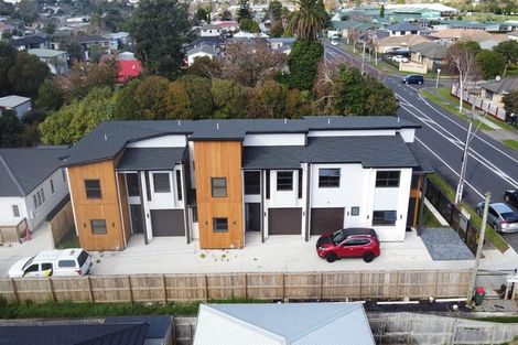 Photo of property in 79a Russell Road, Manurewa, Auckland, 2102