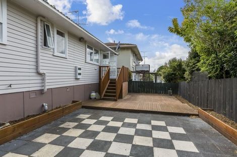 Photo of property in 1/65 Weldene Avenue, Glenfield, Auckland, 0629