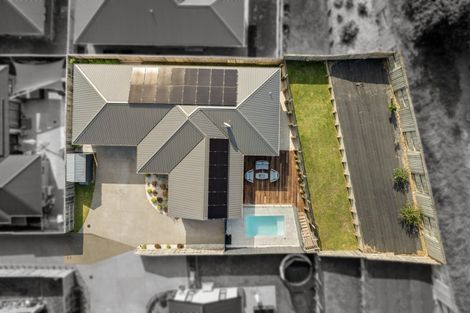 Photo of property in 17 Whakaturou Crescent, Pyes Pa, Tauranga, 3112