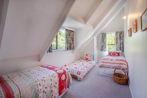 Photo of property in 16 Aylmers Valley Road, Akaroa, 7520