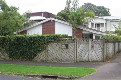 Photo of property in 29a Marsden Avenue, Mount Eden, Auckland, 1024