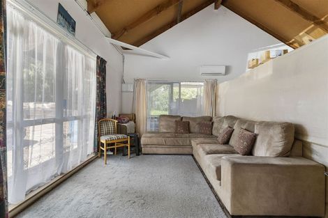 Photo of property in 10 Whites Road, Whitford, Howick, 2571