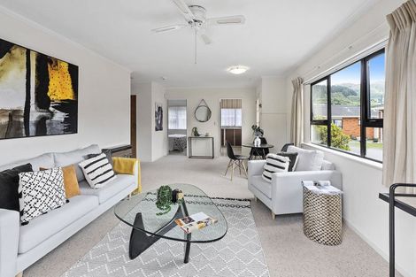 Photo of property in 29b Hinau Street, Tawa, Wellington, 5028