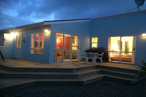 Photo of property in 27 Scott Avenue, Otaki Beach, Otaki, 5512