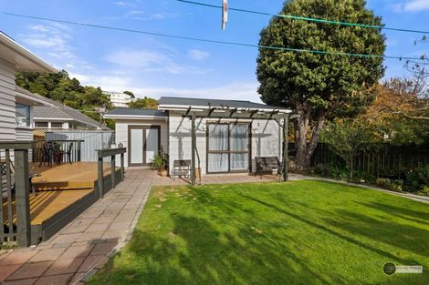 Photo of property in 18 Parnell Street, Fairfield, Lower Hutt, 5011