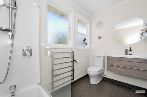 Photo of property in 76 Shakespeare Avenue, Trentham, Upper Hutt, 5018